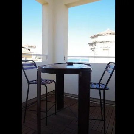 Tres Beau Duplex De 95m2 Vue Sur La Mer La Ciotat